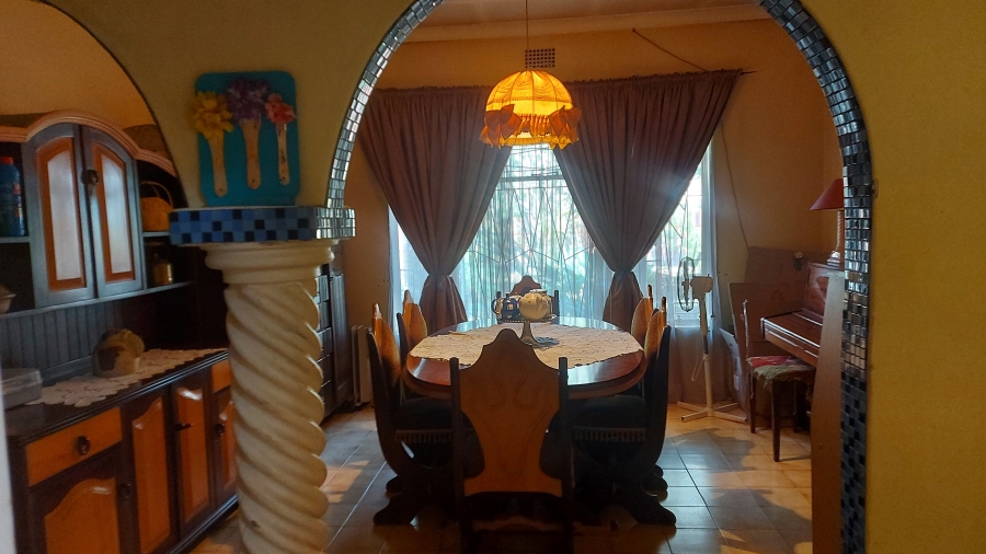 4 Bedroom Property for Sale in Oos Einde North West